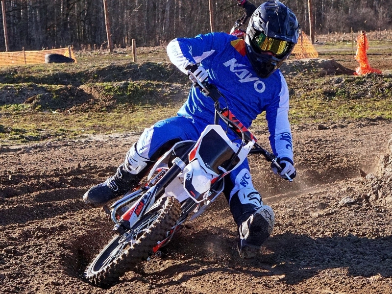 KAYO 140 TT - Silnik z chłodnicą oleju