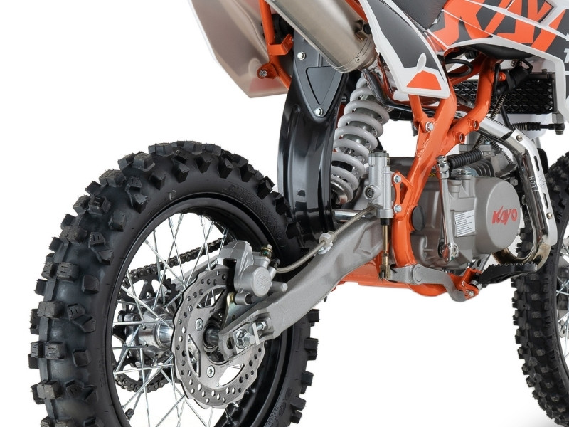 KAYO 140 TT - Hydrauliczne hamulce i rama