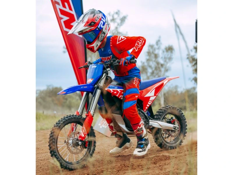 Elektryczny pitbike RFN SX-E8 - Młody rider